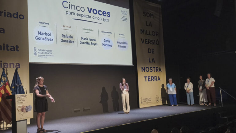 350 personas asisten en Elche al I Congreso Autonómico de Voluntariado