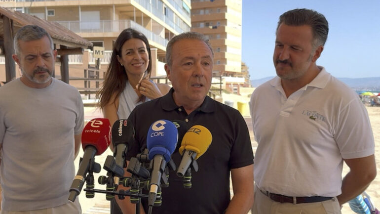 Manuel Roche, nuevo alcalde pedáneo de Los Arenales del Sol