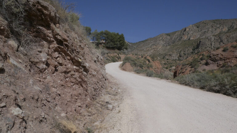 Crevillent. Finalizan los trabajos de desbroce en caminos de la Sierra para evitar incendios