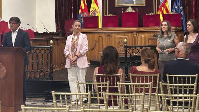 Día del Orgullo en Elche: lectura de manifiesto sin el alcalde, VOX, ni las asociaciones LGTBIQA+ Dimove y Temis