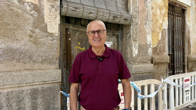 El PSOE pide al gobierno municipal que actúe en dos viviendas en estado de ruina en la calle Reina Victoria