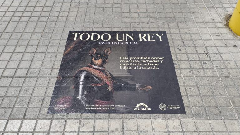 Recogida de firmas en change.org contra la ordenanza municipal que prohíbe que las mascotas orinen en las aceras