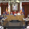 Primer pleno del curso político en Elche con Ceuta como protagonista y enfrentamiento entre partidos