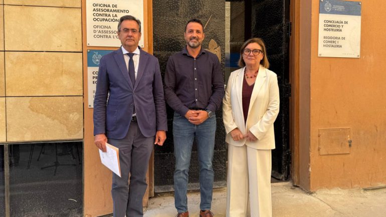 Ya está en marcha la Oficina Antiokupación del Ayuntamiento de Elche, impulsada por VOX