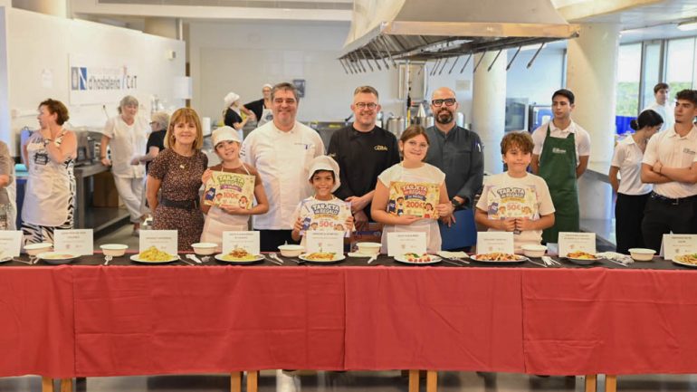 La juventud prepara sus platos en Superchef Junior