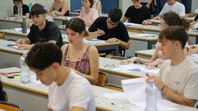 La PAU de 2027 será los días 1, 2 y 3 de junio