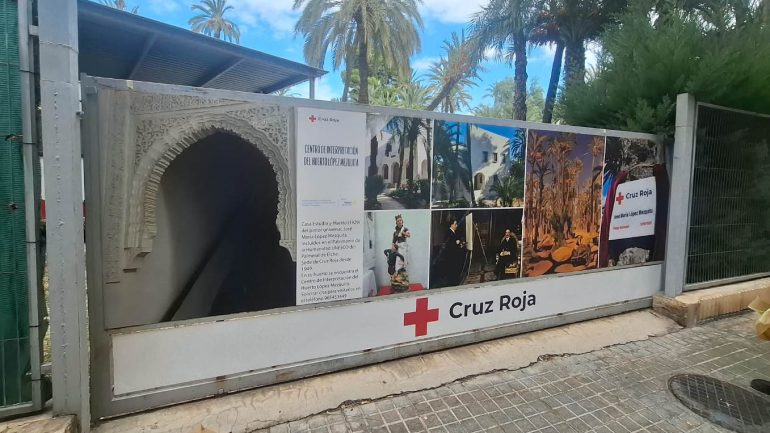 Cruz Roja Elche dedica un mural al Patrimonio de la Humanidad