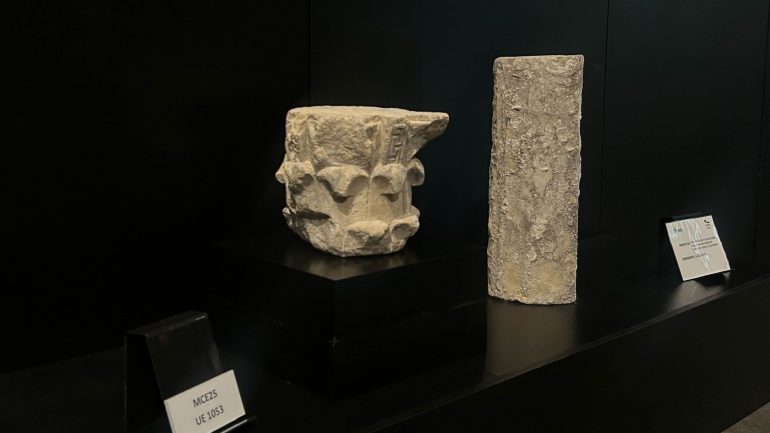 Musealizan el primer capitel islámico de Elche hallado en los Baños Árabes